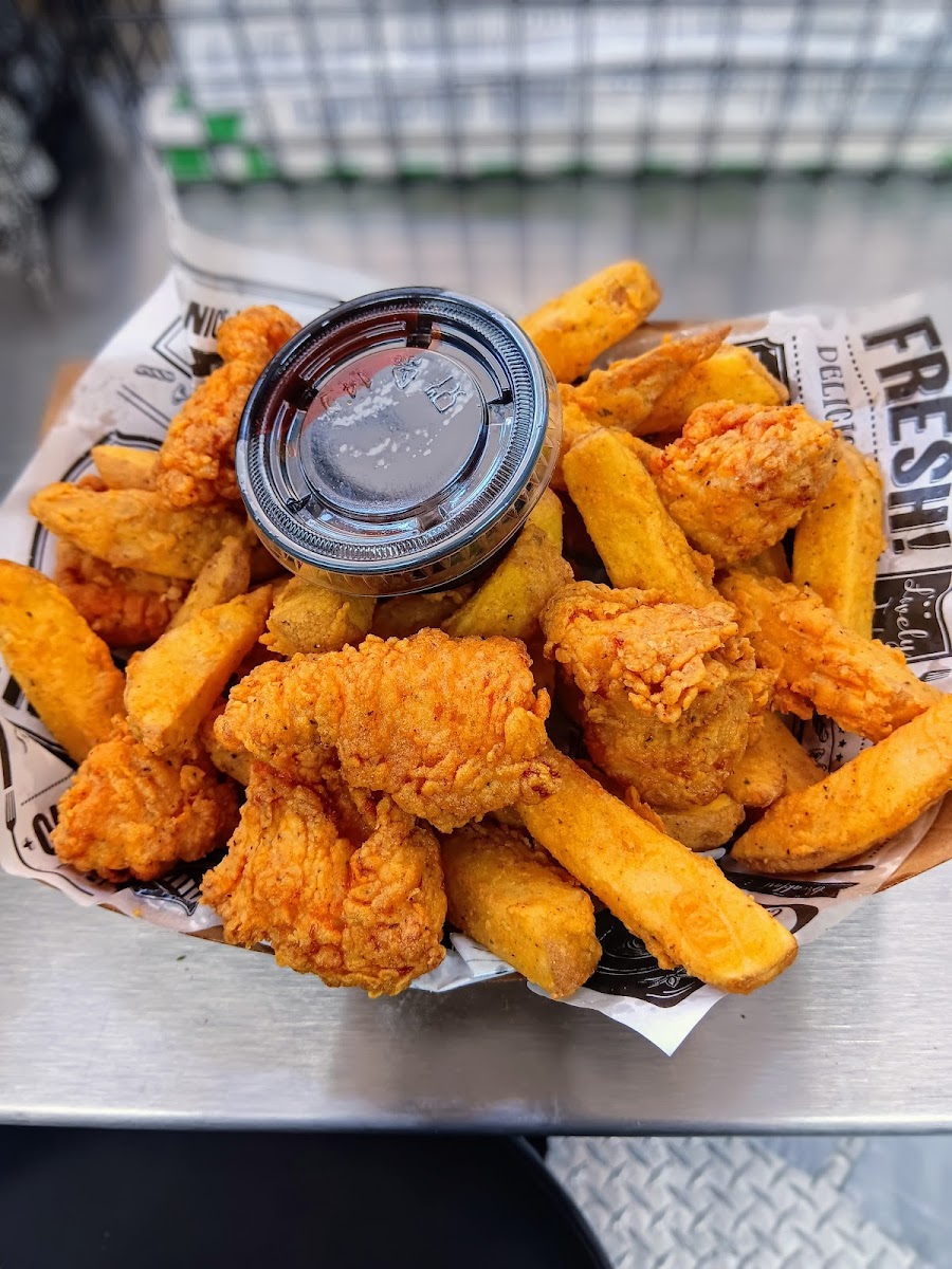 Rollin' Fatties Food Truck