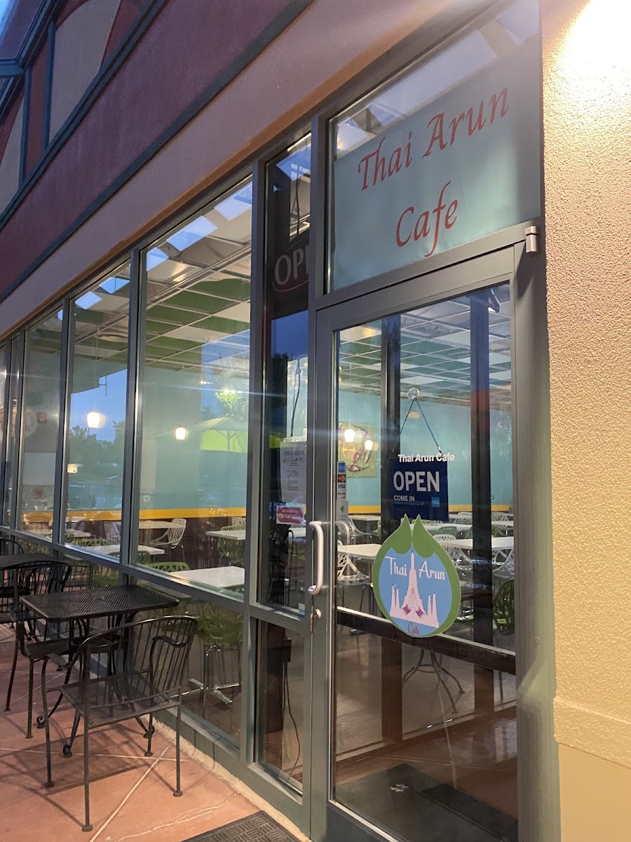 Thai Arun Cafe